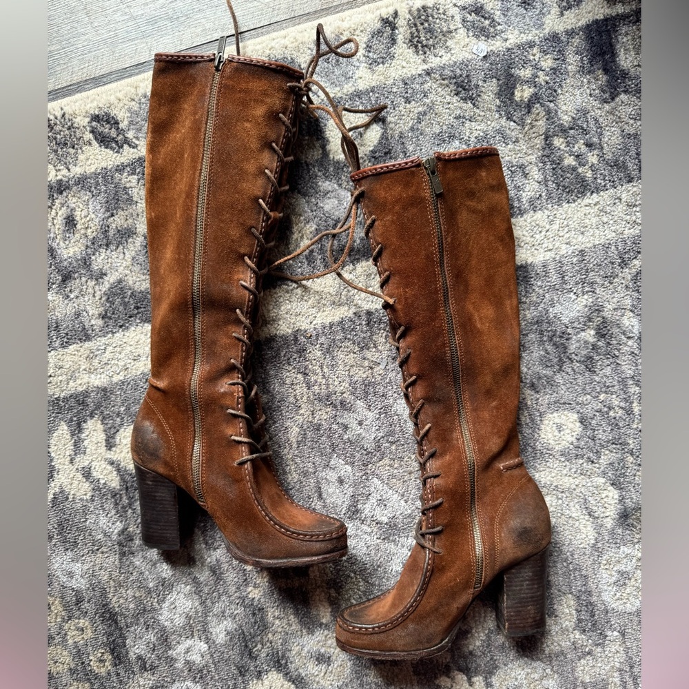 Frye Women’s Parker Brown Lace-Up Knee-High Moc Boots - Picture 2 of 16